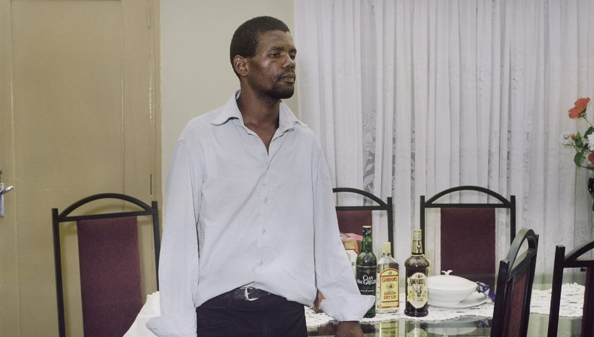 Zito (out of prison, back on drugs). 2005