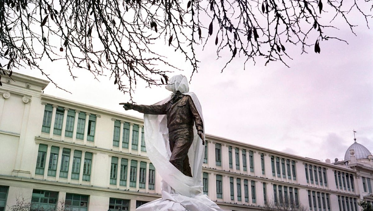 Statue under construction of Alexandros Panagoulis, resistance fighter against the fascist regime   © Eirini Vourloumis