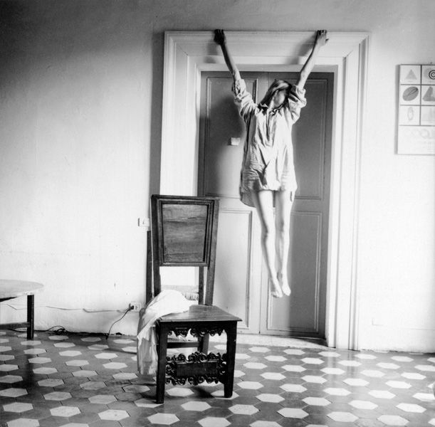 Francesca Woodman 写真作品集 The Roman years: between flesh and film - Photographs by Francesca