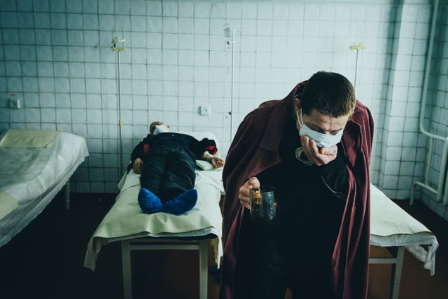 Medication intake by prisoners of a TB jail. Zhdanovka penal colony #3, Donbass, February 2011.
