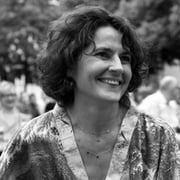 Valérie Lenom