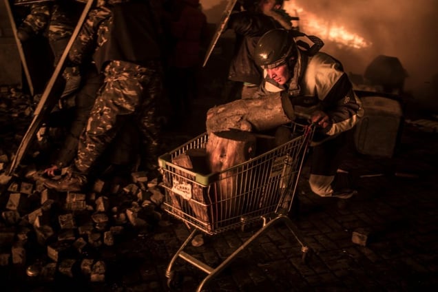 © Barbaros Kayan