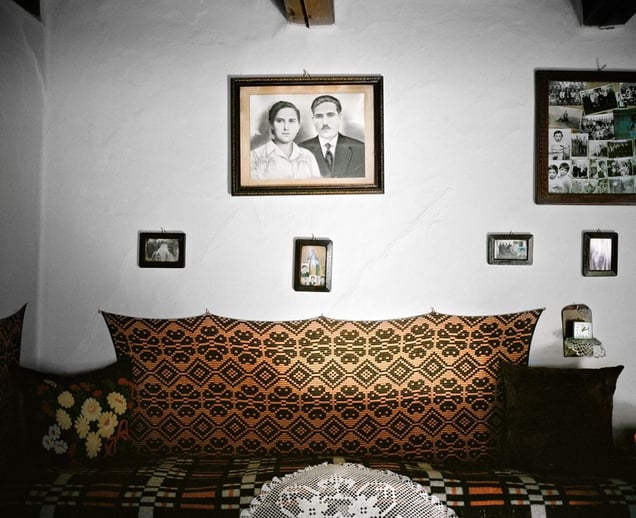 From the series "Petite robe de fete" © Delphine Schacher