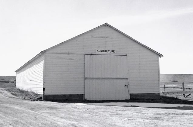 El Paso County Fairgrounds, Calhan, Colorado. 1968. © Robert Adams. Image courtesy of Fraenkel Gallery.