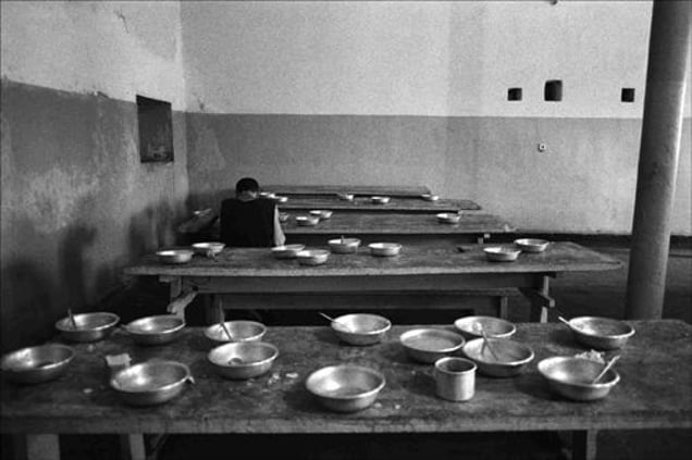 Youth Detention Camp, Tbilisi, Georgia, 1999 © Klavdij Sluban