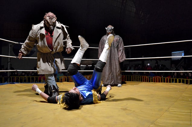 Cholitas Wrestling, 33