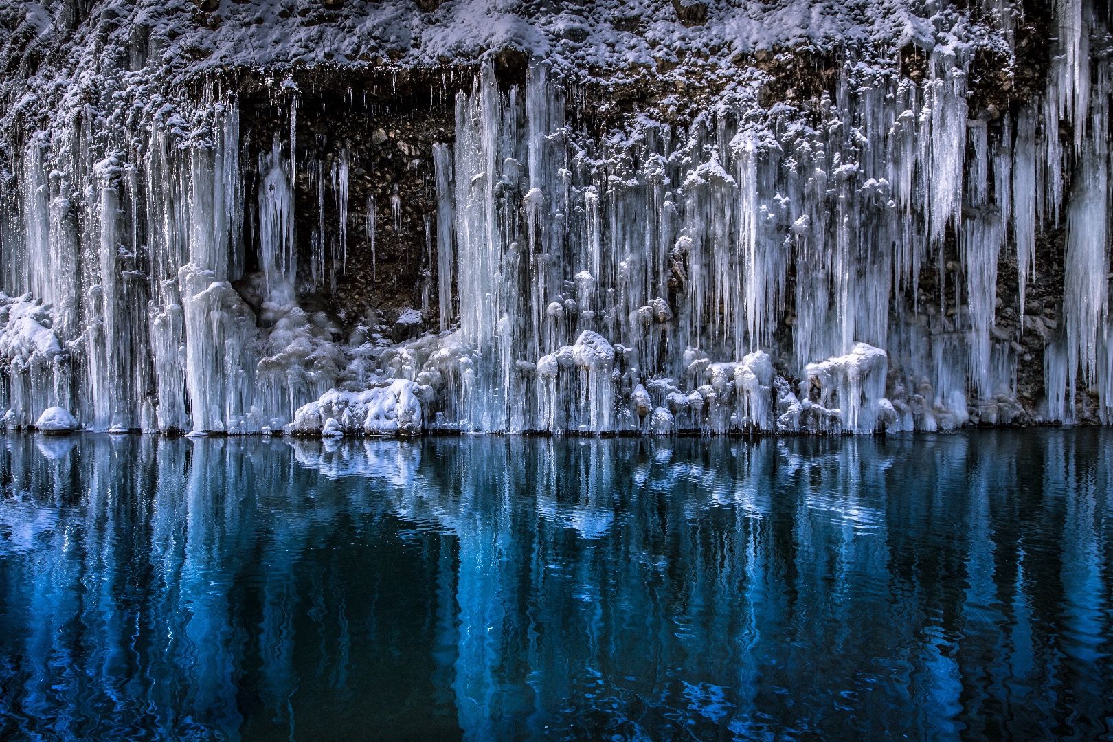 Sleeping Giants, Weeping Plums: Japanese Landscape Photography