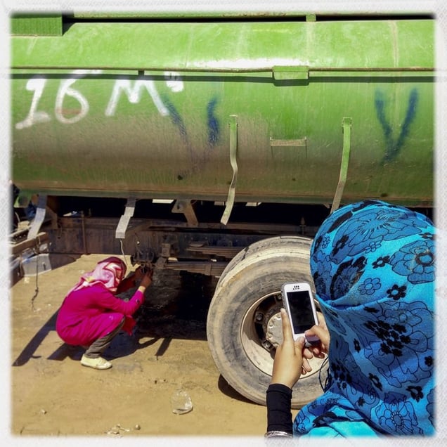 iPhone photography assingment with teenagers in Za'atari, Jordan