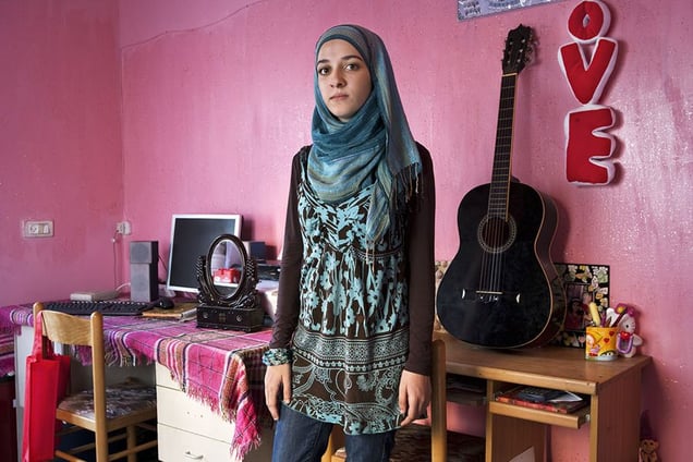 Aseel (Umm Al Fahm, Muslim)
From the series "Eighteen" © Natan Dvir