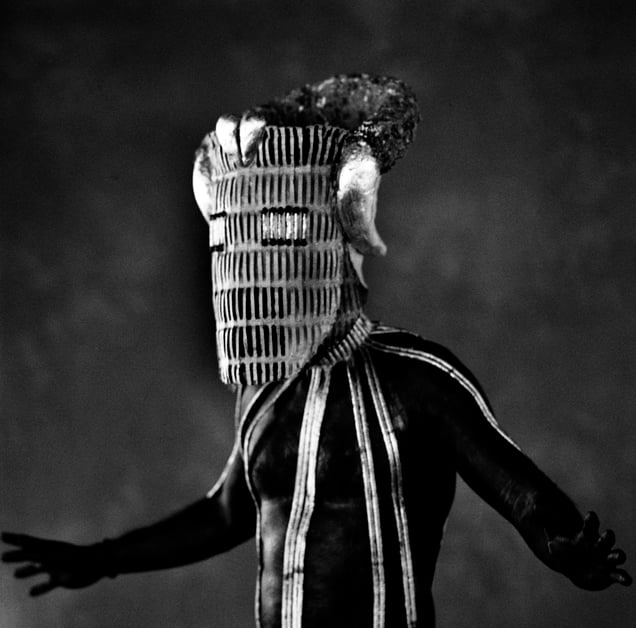 ARMAROS

maks ,costumes and complements made by author