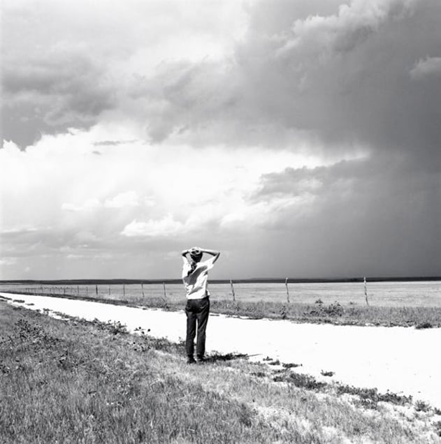 Enjoying the Wind. The Pawnee National Grasslands, Colorado. ca. 1973. © Robert Adams. Image courtesy of Fraenkel Gallery.