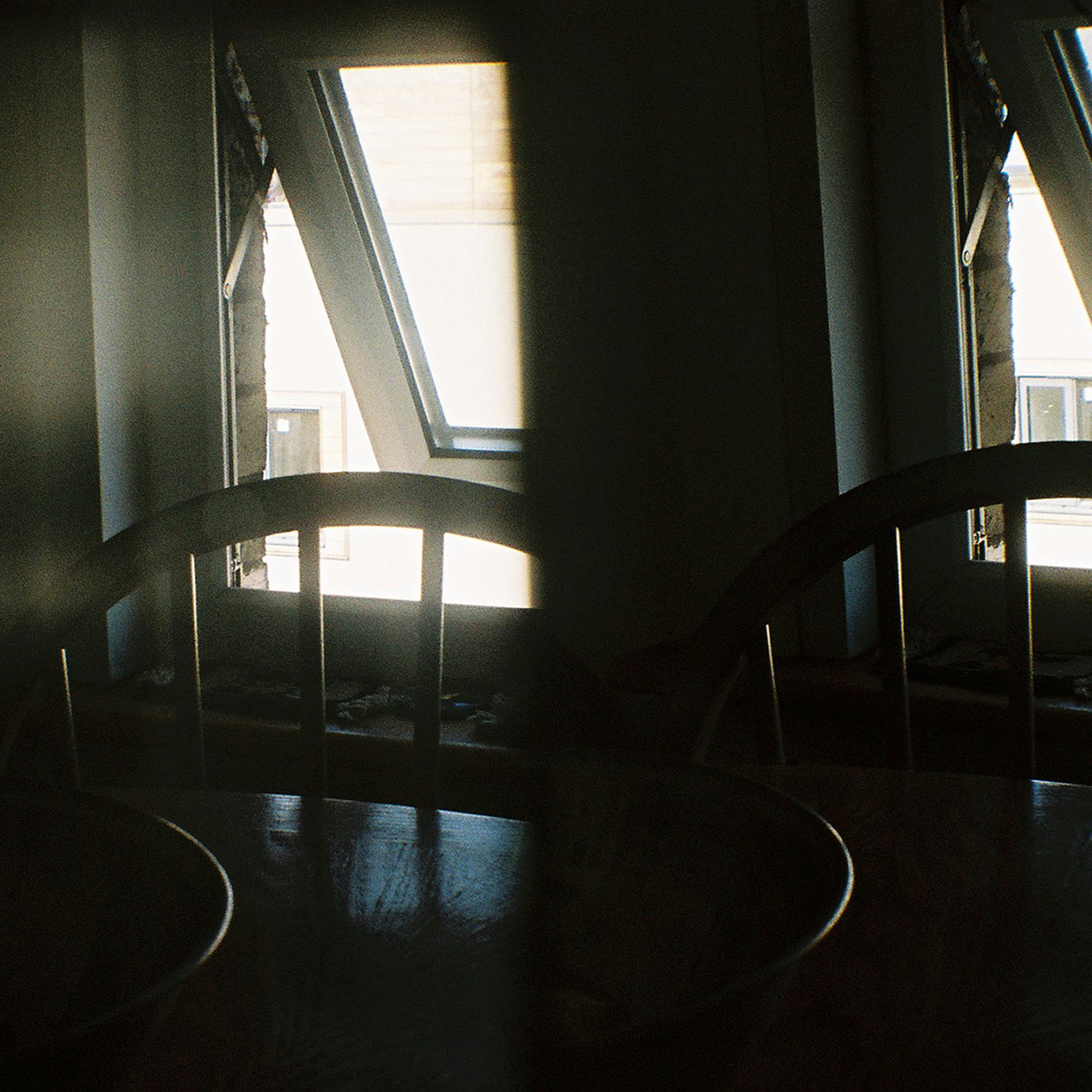 this table is sad because no one is sitting at it