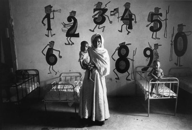 The Western Sahara. Nursery of the Polisario Front. 1976. From the book "War Photographer: Between Shadow and Light" © Christine Spengler