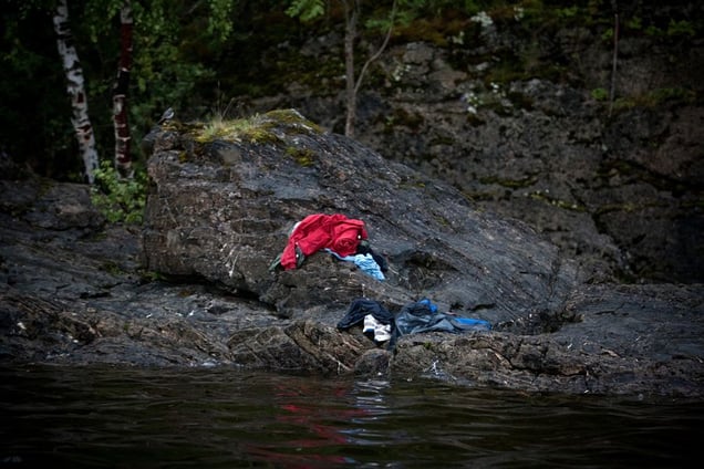 2nd prize Spot News Stories: © Niclas Hammerström, Sweden, for Aftonbladet. Utøya, Norway, 22 July.  Trying to avoid the killers bullets, many people jumped into the cold water. Anders Behring Breivik killed 69 people on 22 July on the small island of Utøya outside Oslo in Norway.