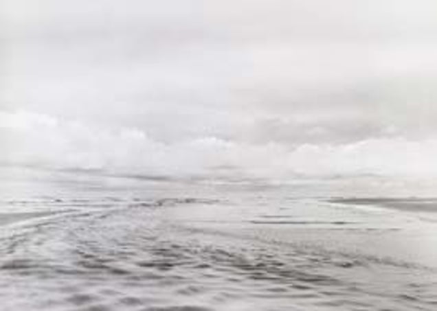 Sunrise on The Equator - Zero Latitude © Thomas Joshua Cooper, courtesy of Prix Pictet 2008