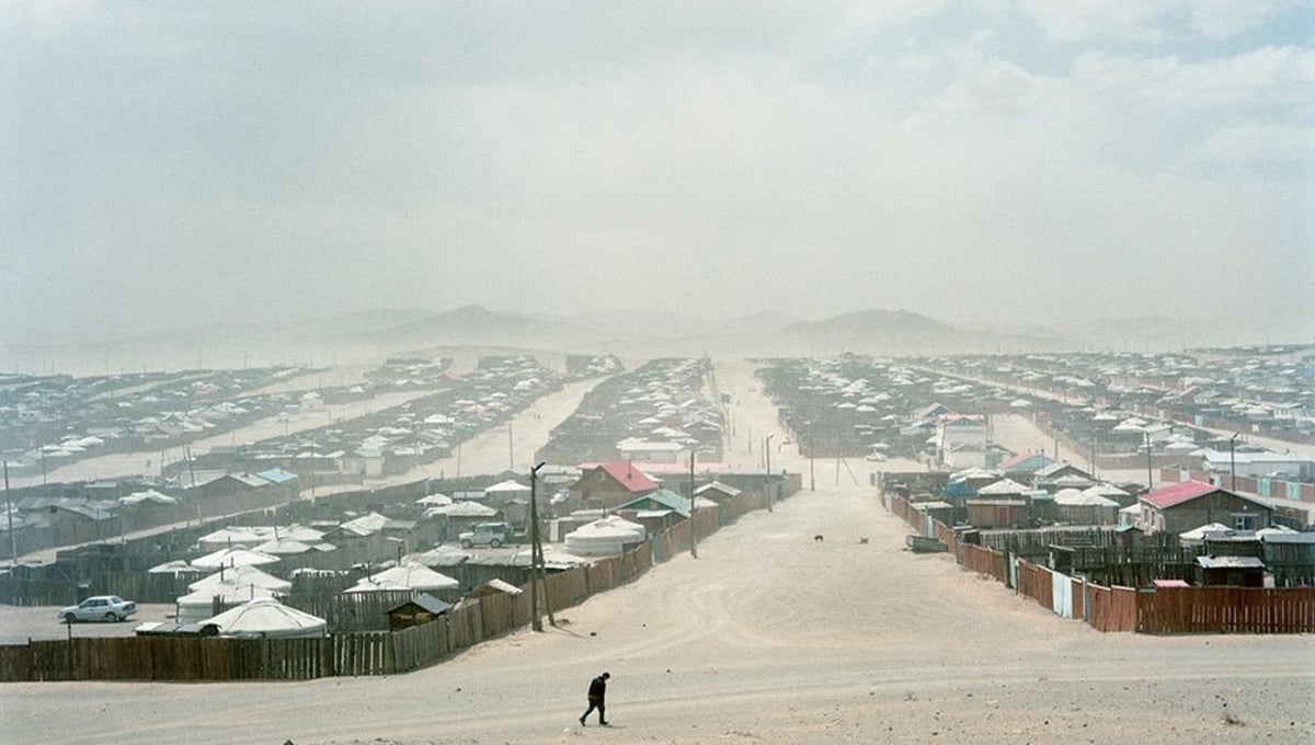 March, Bayankhongor, Mongolia © Lucile Chombart De Lauwe