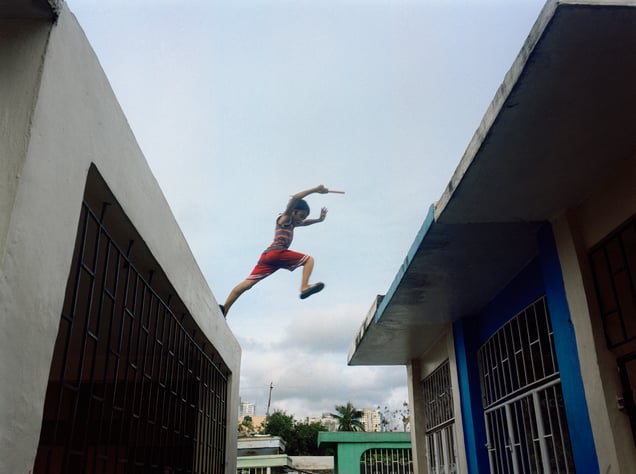 THE JUMP- South Manila, Pasay cimetery. 30-08-2016