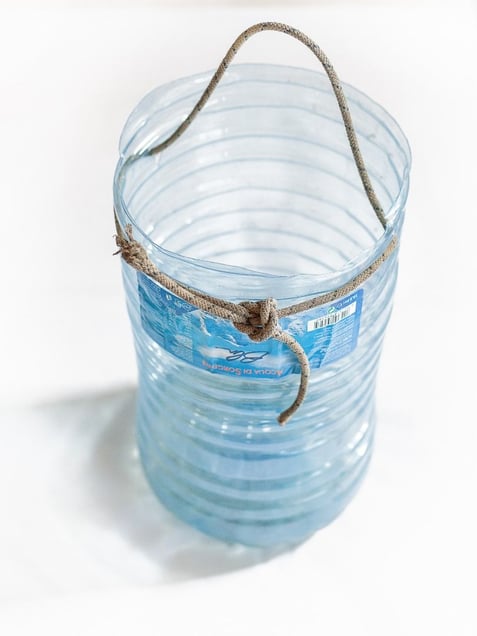 On the Identity of a Tomato Picker - Bucket