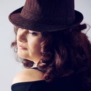 Ivelina Cholakova