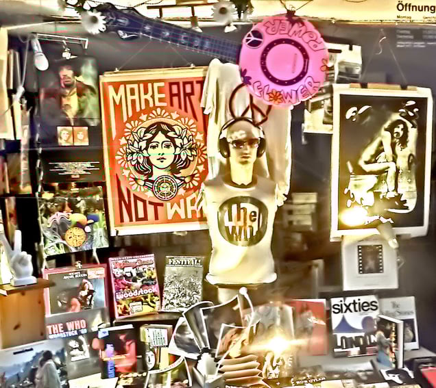 "WWW.WOODSTOCK WONDER WINDOW" or "Lourdes for Lovers"