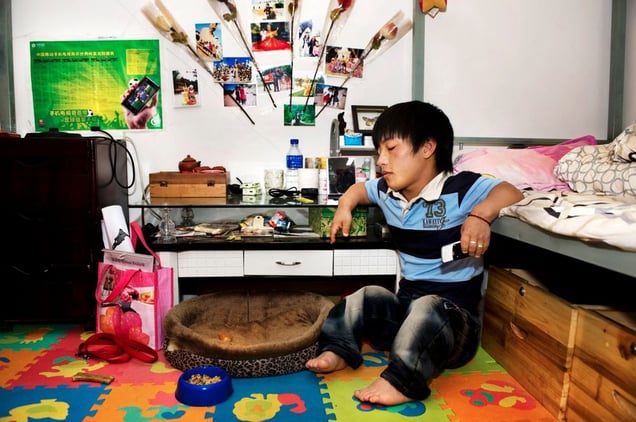 From the series "The Dwarf Empire" © Sanne De Wilde